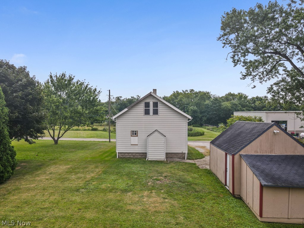 3857 Violand Street Louisville OH 44641