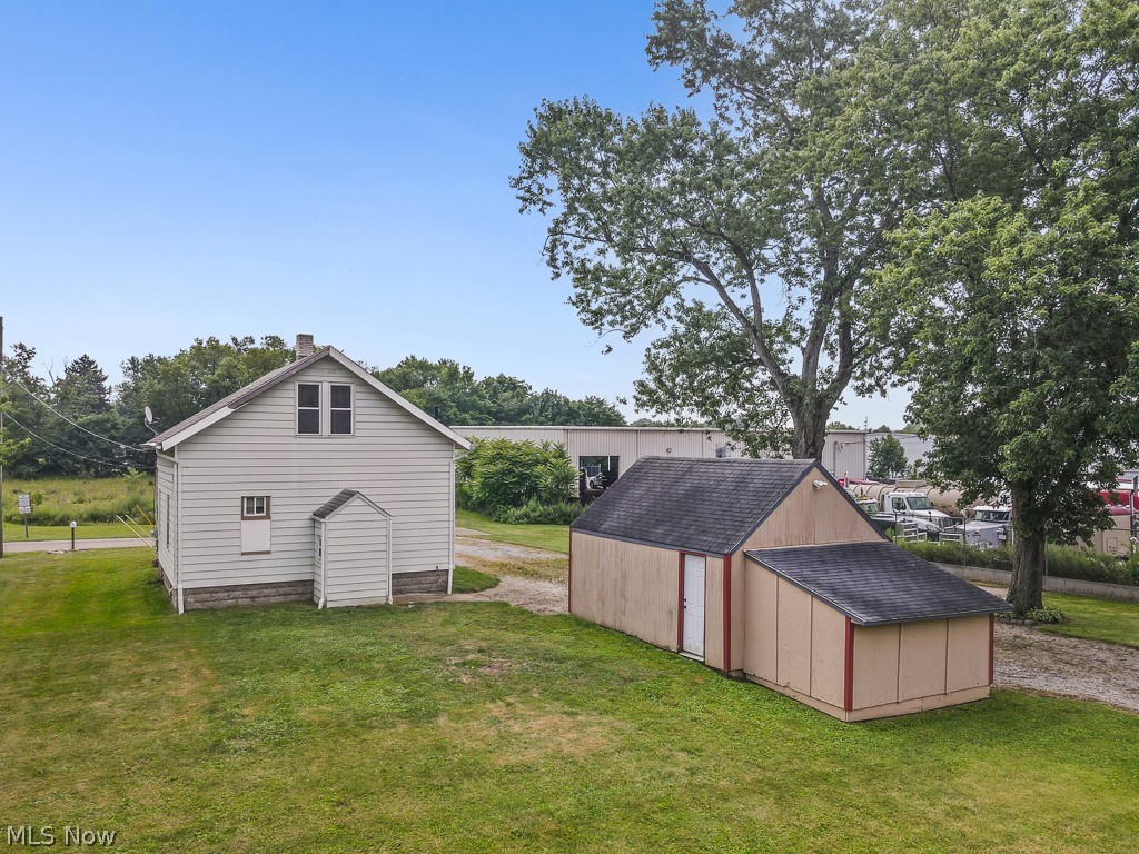 3857 Violand Street Louisville OH 44641