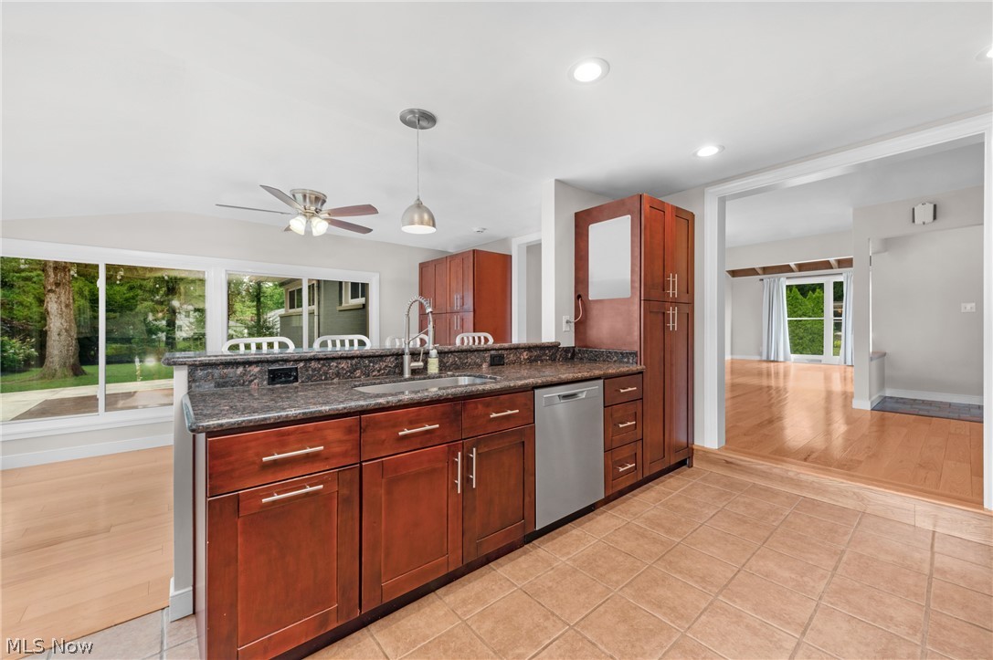 374 Bradley Road Bay Village OH 44140
