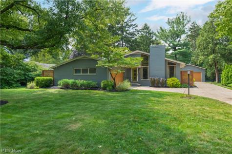 374 Bradley Road Bay Village OH 44140