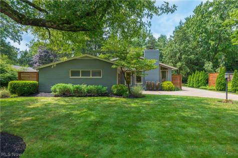 374 Bradley Road Bay Village OH 44140