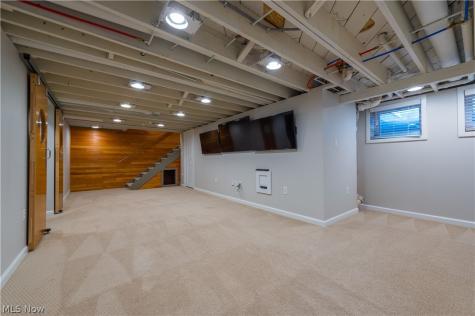 374 Bradley Road Bay Village OH 44140