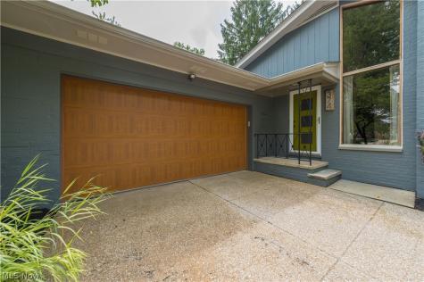 374 Bradley Road Bay Village OH 44140