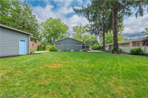 374 Bradley Road Bay Village OH 44140