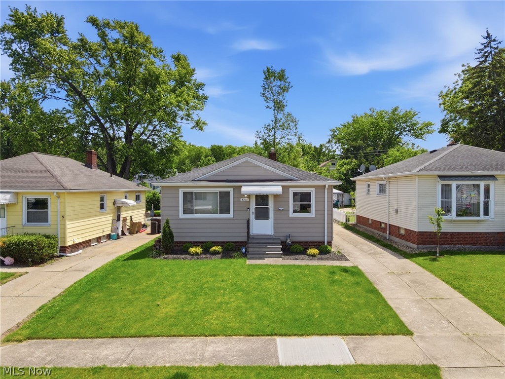 4315 Russell Avenue Parma OH 44134