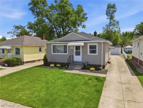 4315 Russell Avenue Parma OH 44134