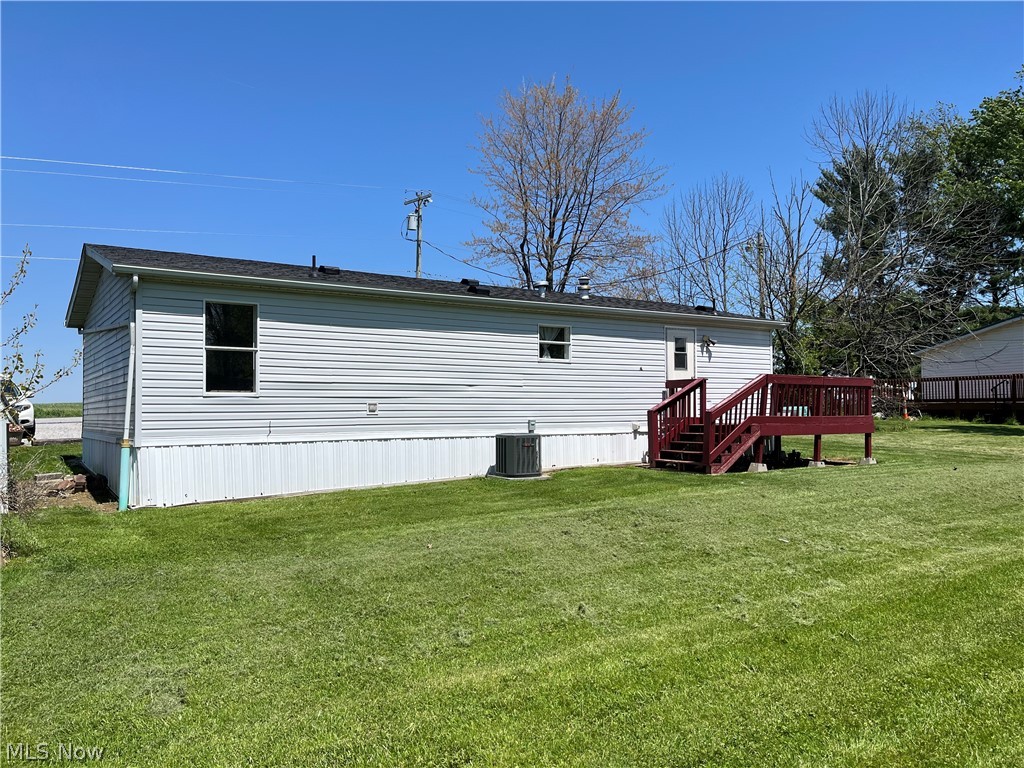 9741 Yoder Road Sterling OH 44276