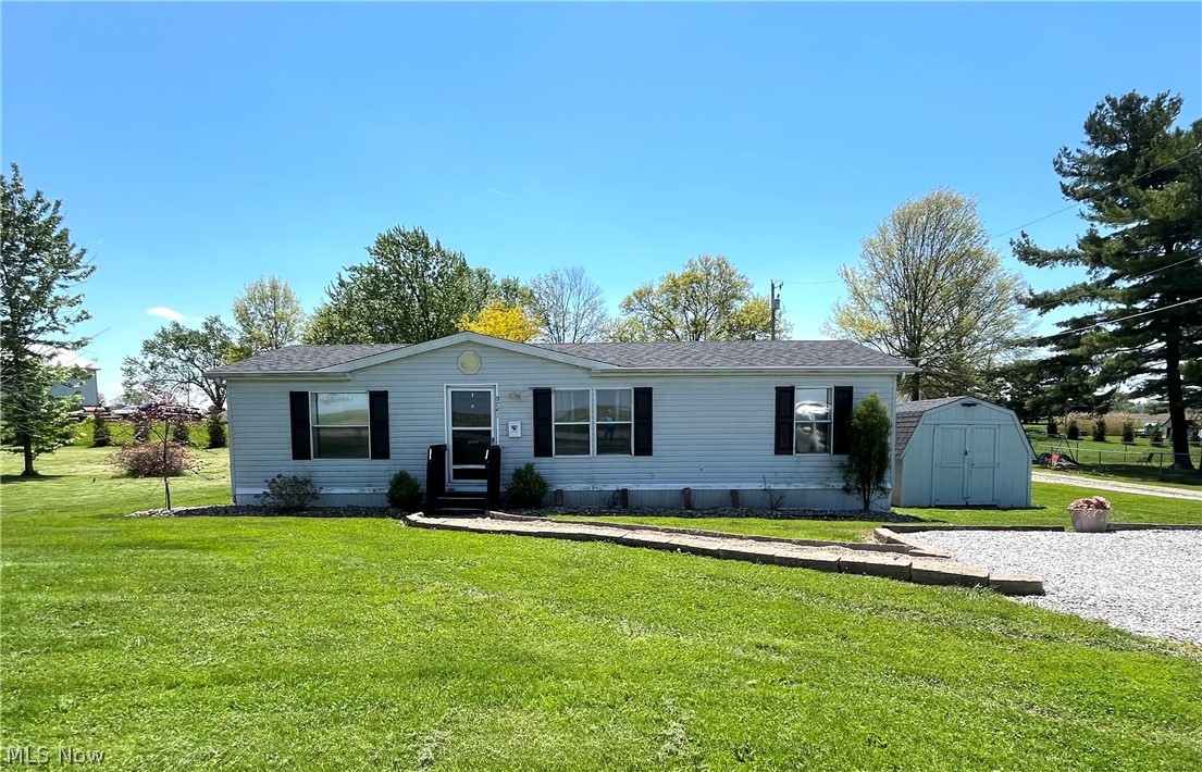 9741 Yoder Road Sterling OH 44276