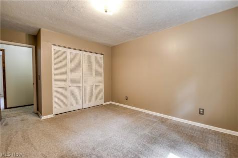 9412 Beaver Creek Drive Mentor OH 44060