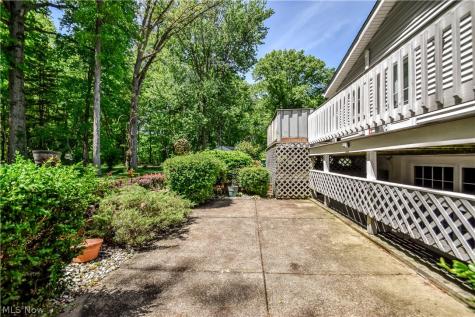 9412 Beaver Creek Drive Mentor OH 44060