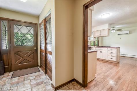 9412 Beaver Creek Drive Mentor OH 44060
