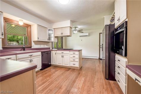 9412 Beaver Creek Drive Mentor OH 44060