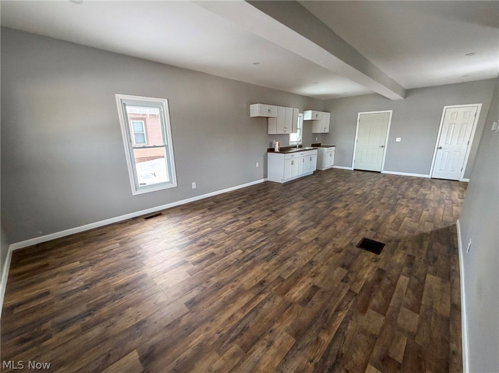 252 State Street Struthers OH 44471
