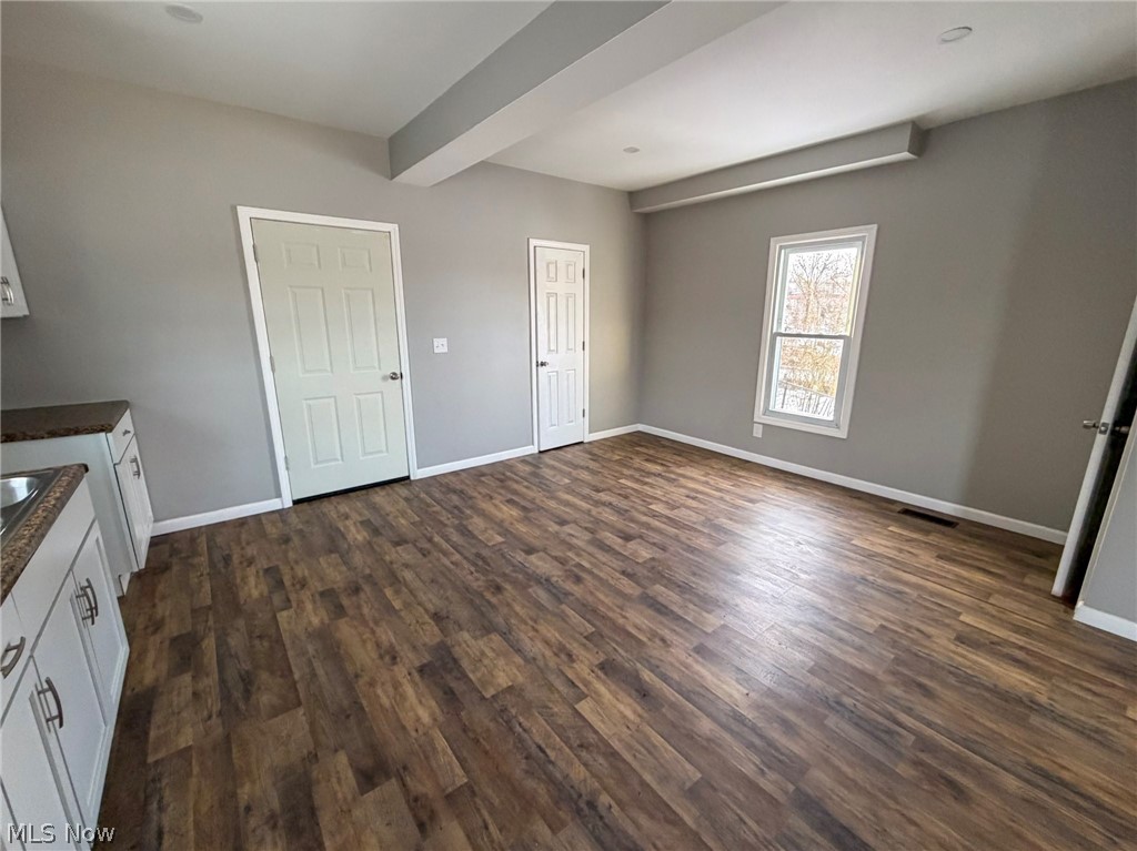 252 State Street Struthers OH 44471