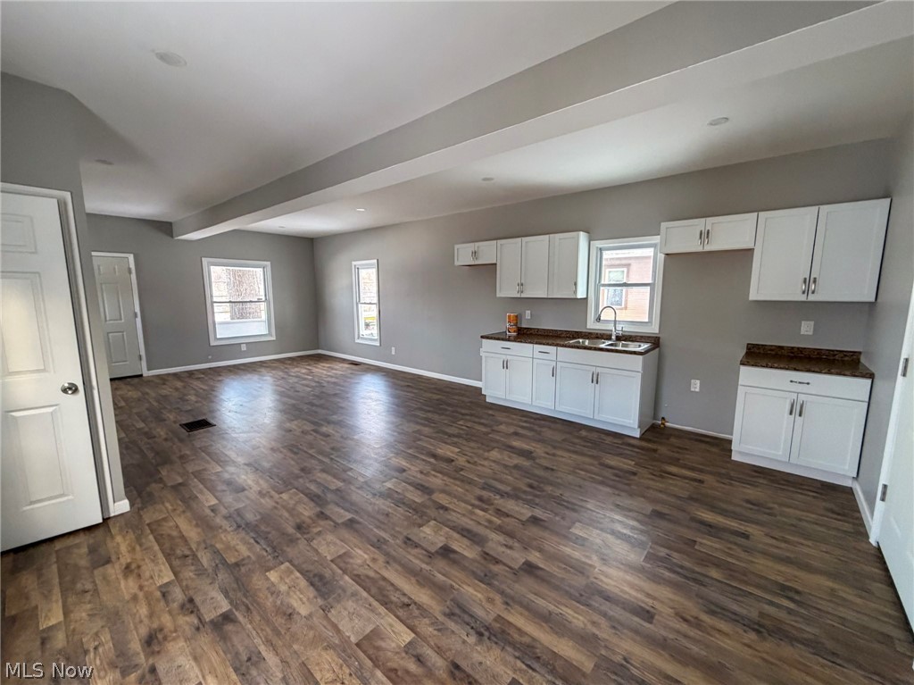 252 State Street Struthers OH 44471