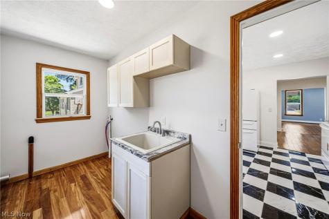 160 W Jackson Street Painesville OH 44077
