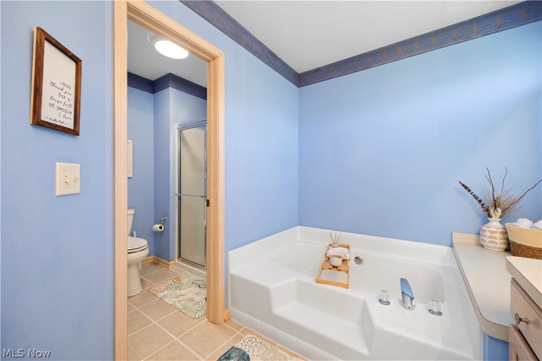 945 Red Tailed Lane Amherst OH 44001