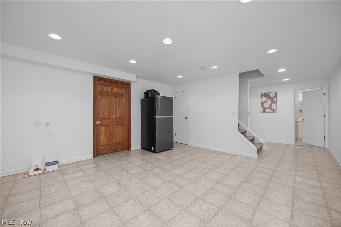 945 Red Tailed Lane Amherst OH 44001