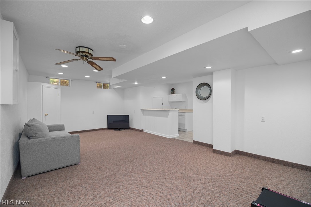 945 Red Tailed Lane Amherst OH 44001