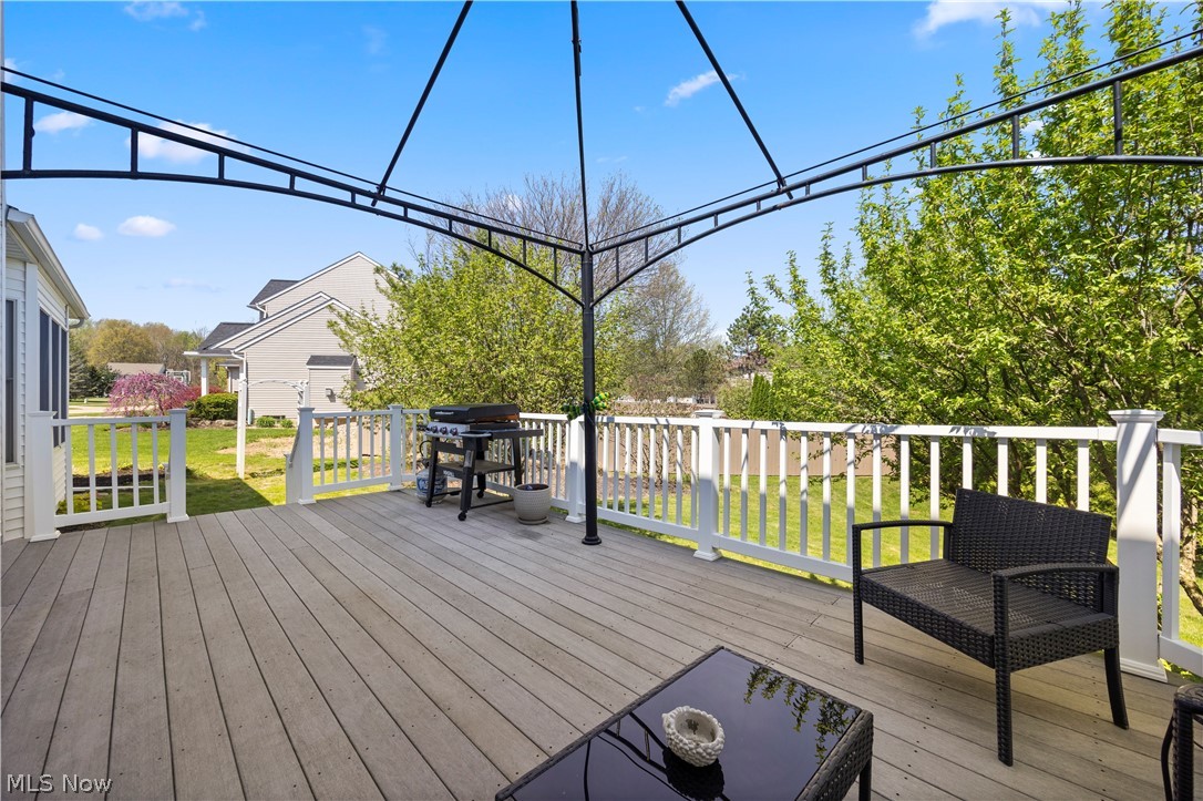 945 Red Tailed Lane Amherst OH 44001