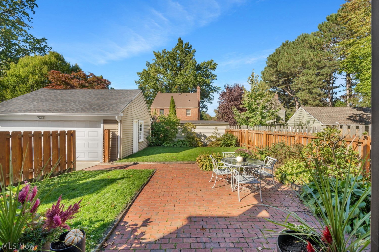 21092 Stratford Avenue Rocky River OH 44116