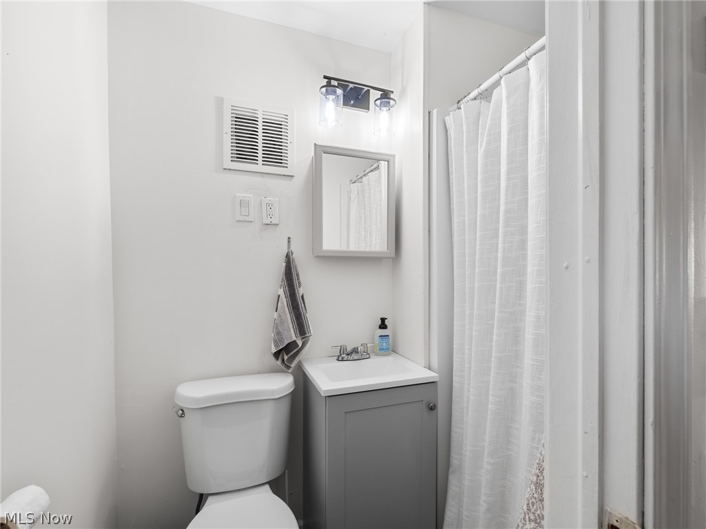327 Baxter Street Medina OH 44256