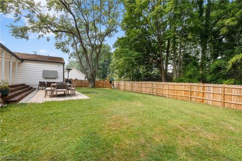 327 Baxter Street Medina OH 44256