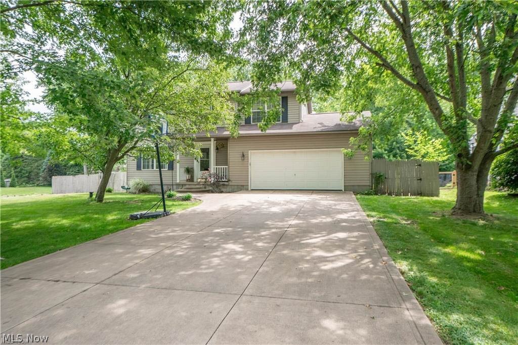 11032 Titus Avenue NW Uniontown OH 44685