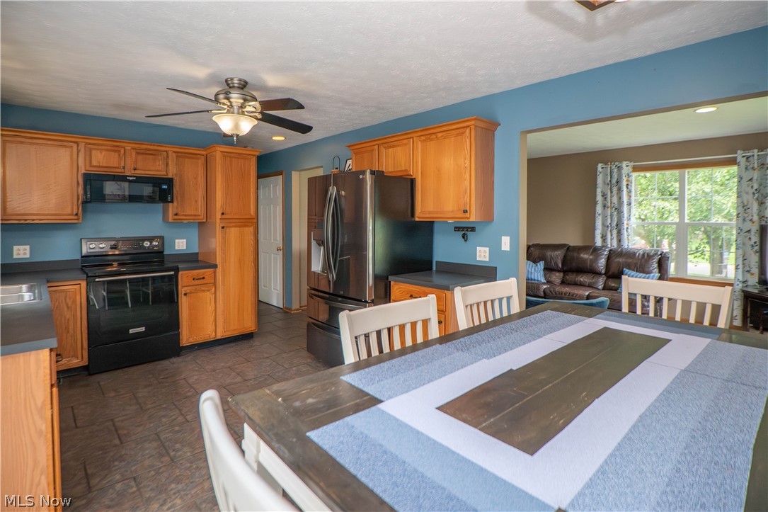 11032 Titus Avenue NW Uniontown OH 44685