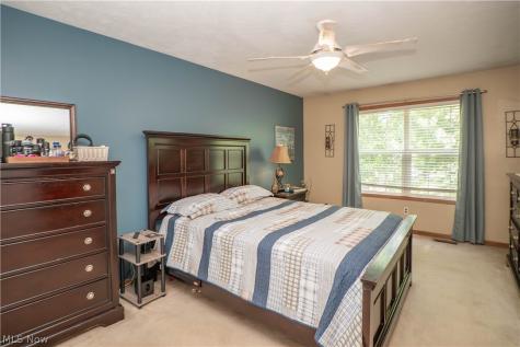 11032 Titus Avenue NW Uniontown OH 44685