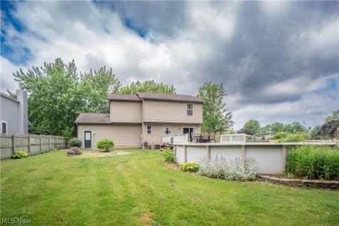 11032 Titus Avenue NW Uniontown OH 44685