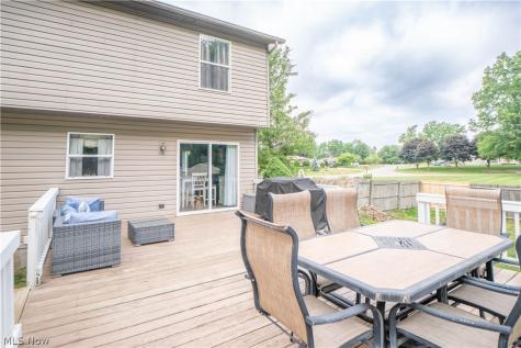 11032 Titus Avenue NW Uniontown OH 44685