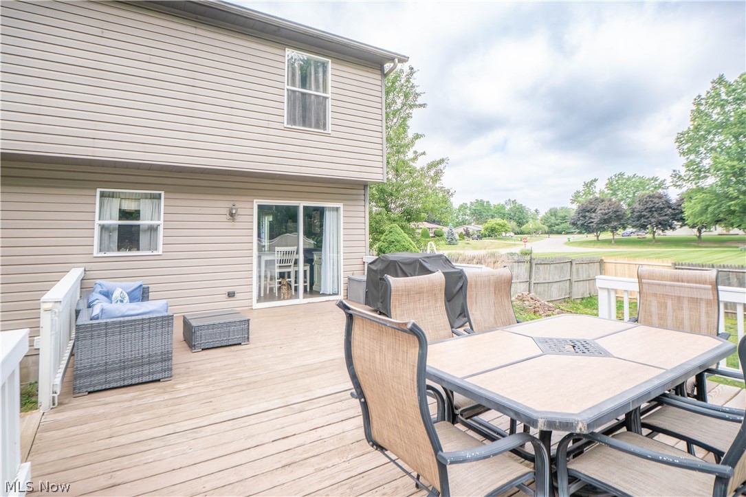 11032 Titus Avenue NW Uniontown OH 44685