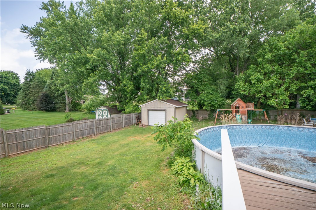 11032 Titus Avenue NW Uniontown OH 44685