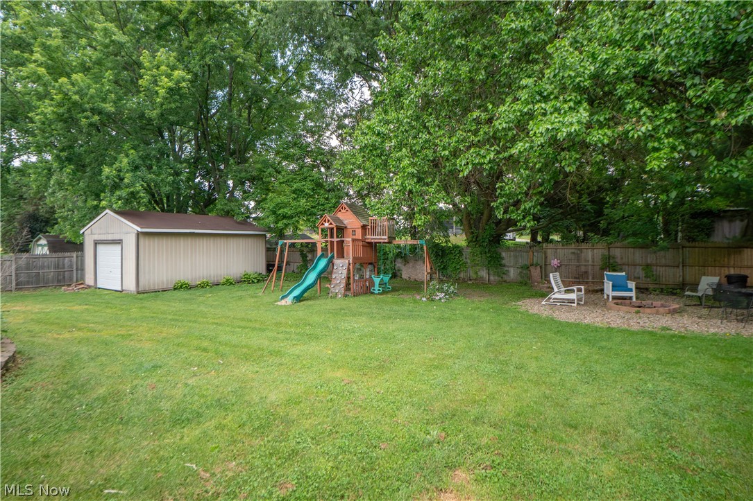 11032 Titus Avenue NW Uniontown OH 44685
