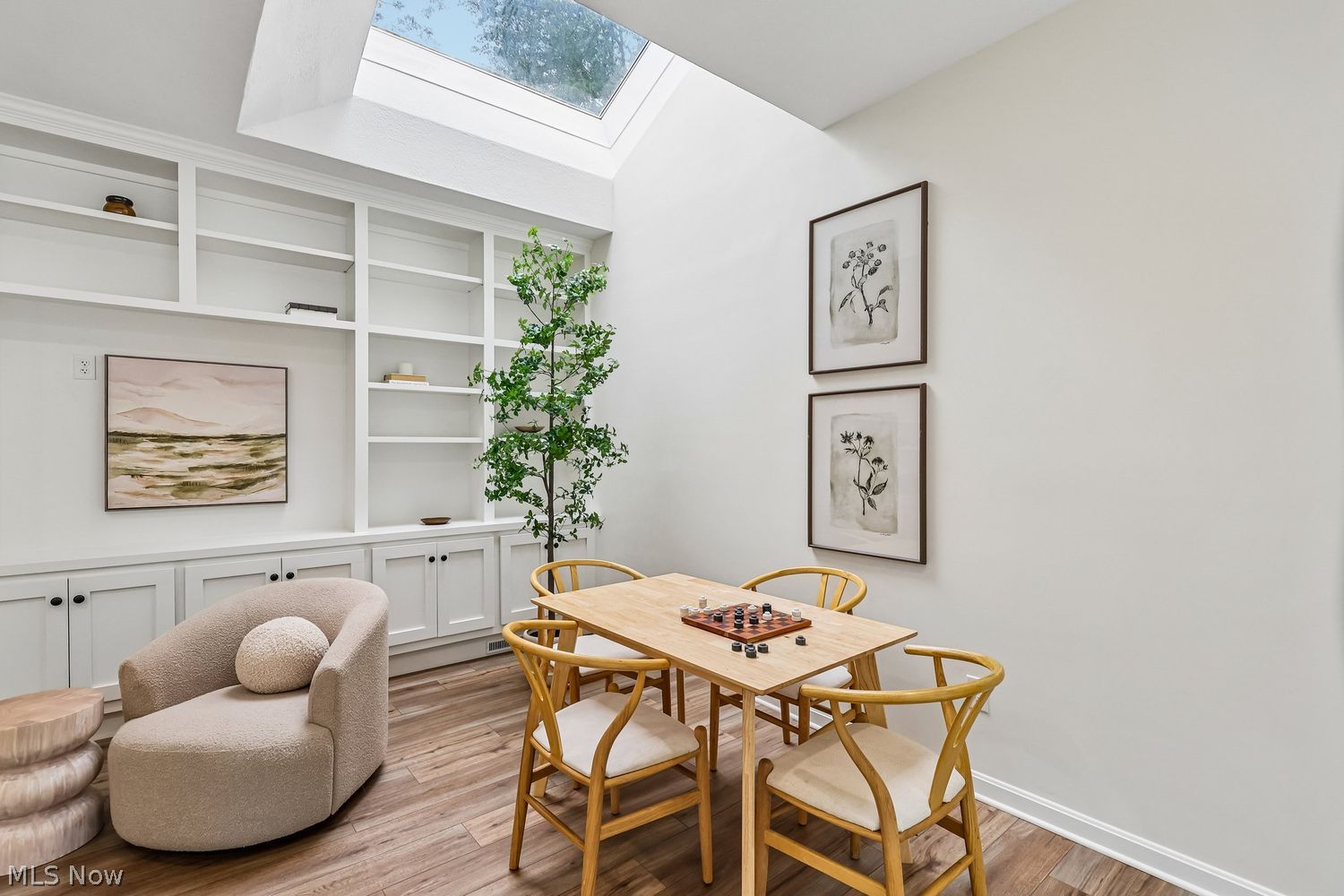 28110 W Oakland Road Bay Village OH 44140