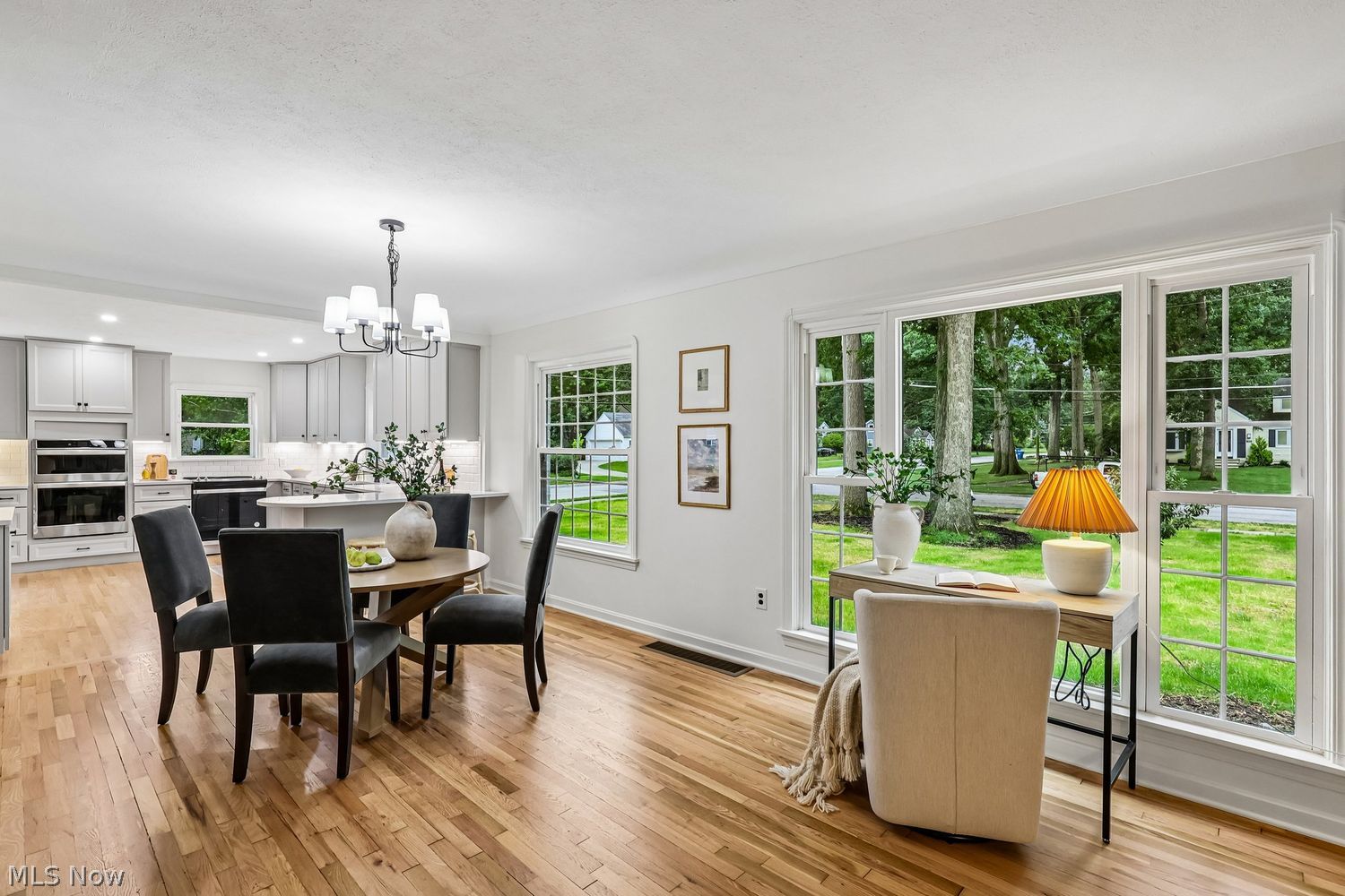 28110 W Oakland Road Bay Village OH 44140