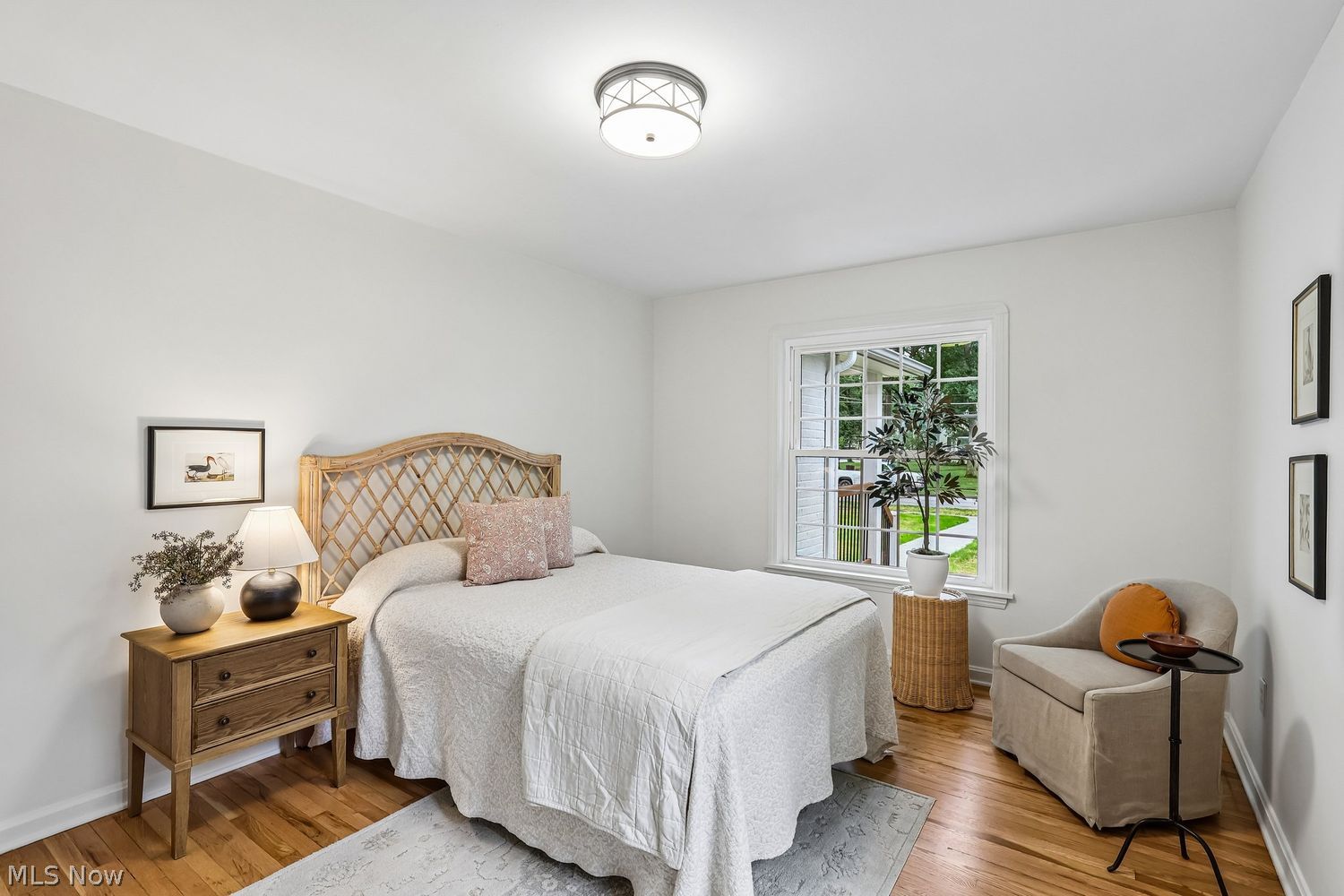 28110 W Oakland Road Bay Village OH 44140