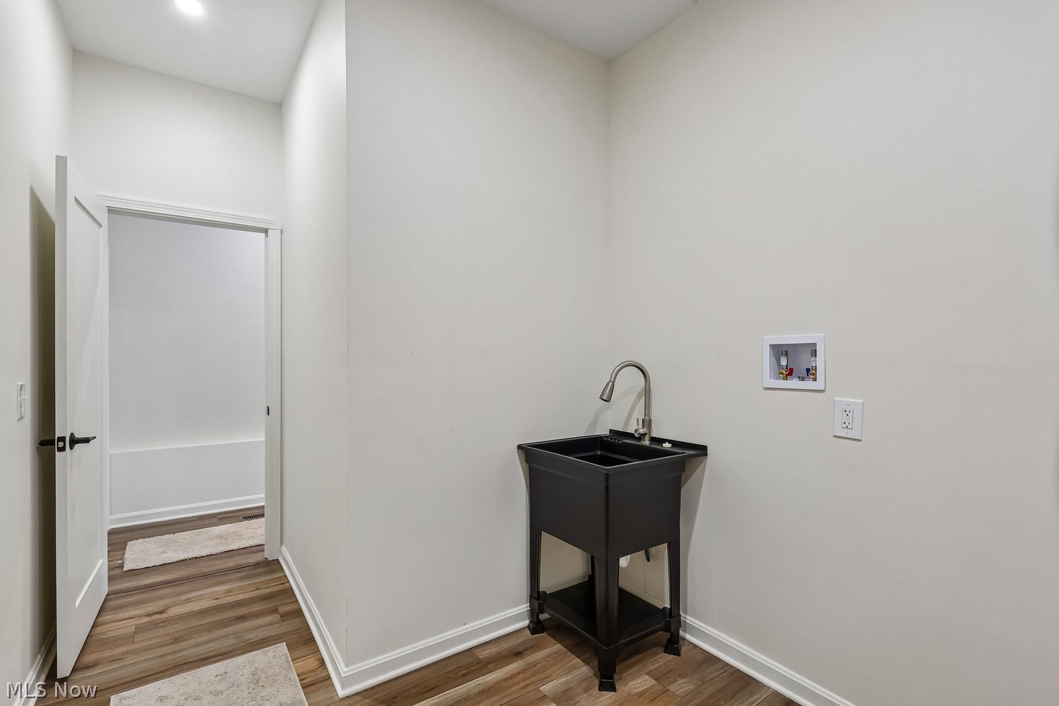 28110 W Oakland Road Bay Village OH 44140