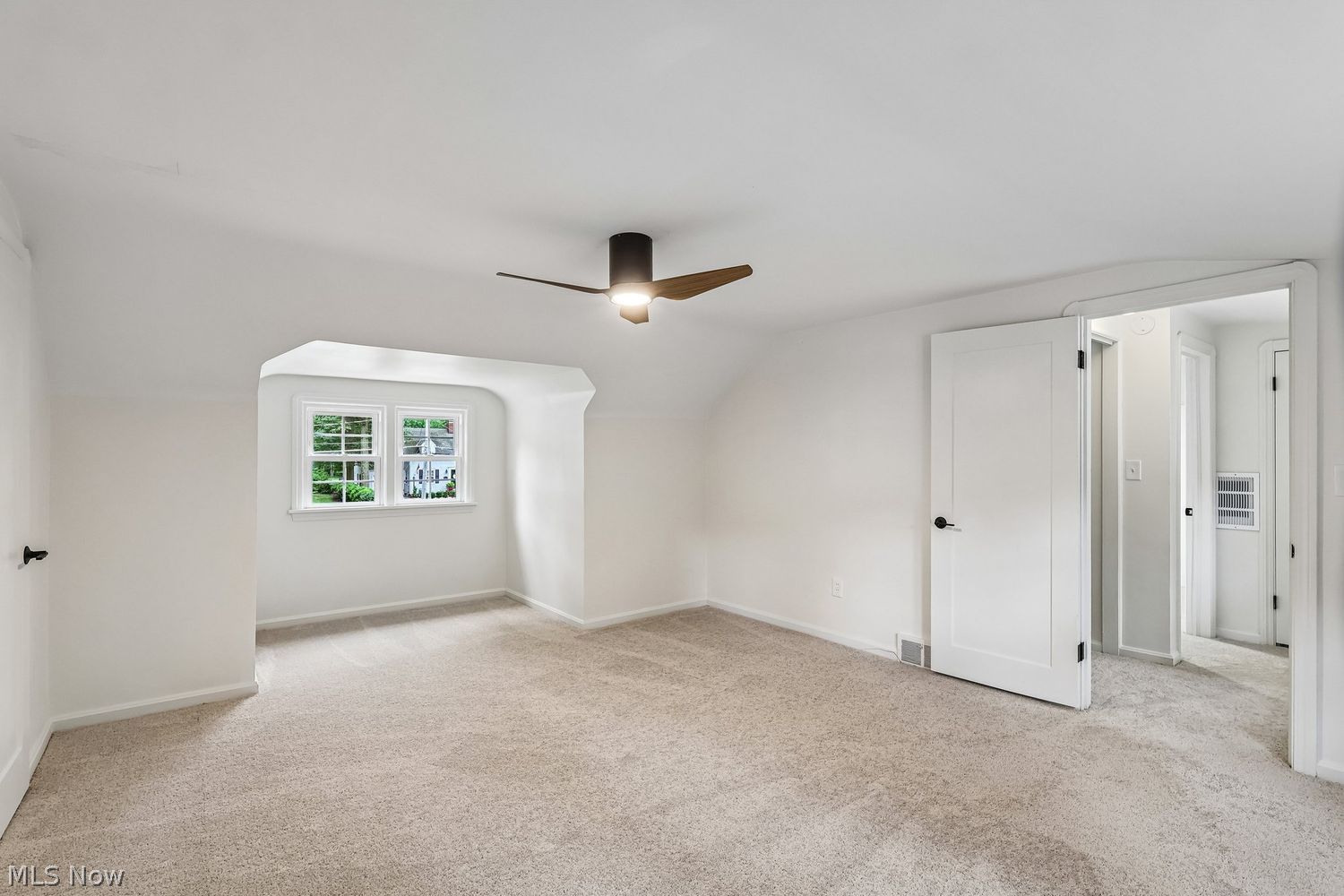 28110 W Oakland Road Bay Village OH 44140