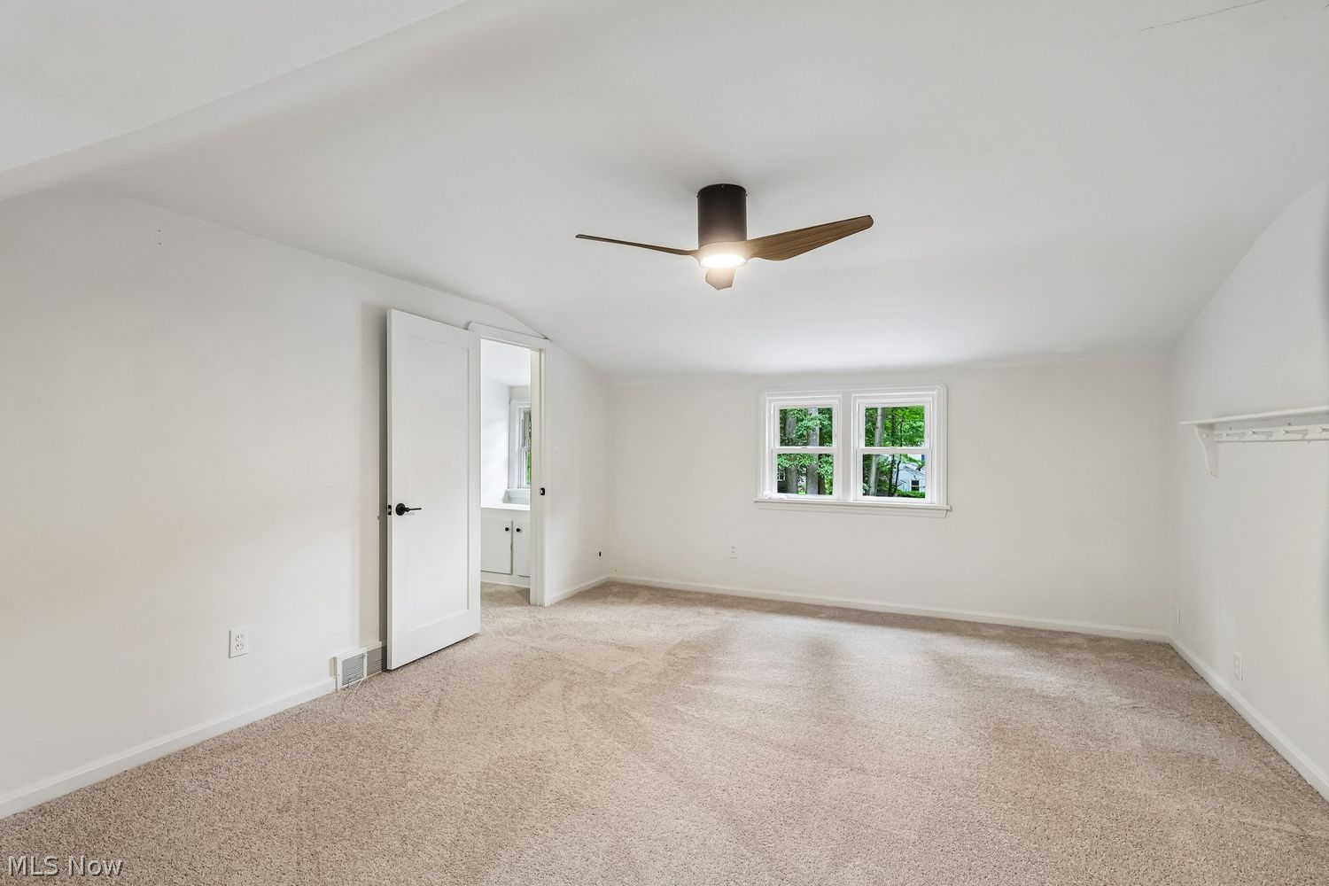 28110 W Oakland Road Bay Village OH 44140