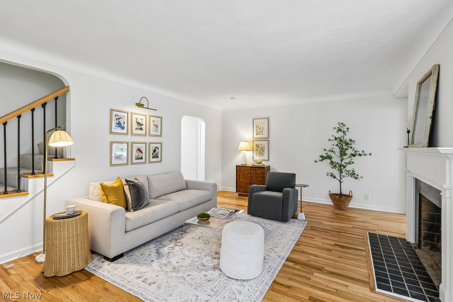 28110 W Oakland Road Bay Village OH 44140