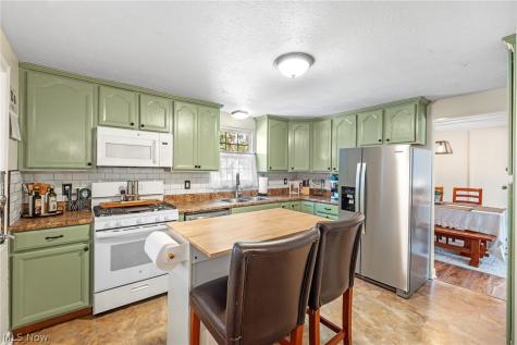 4366 Sunnyview Drive Uniontown OH 44685