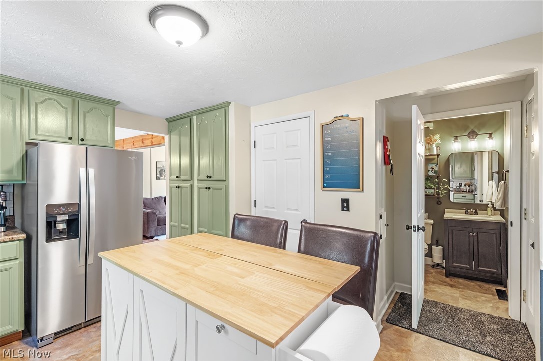 4366 Sunnyview Drive Uniontown OH 44685