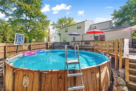 4366 Sunnyview Drive Uniontown OH 44685