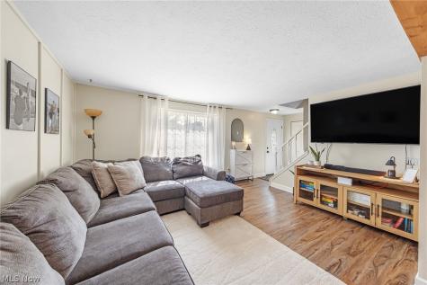 4366 Sunnyview Drive Uniontown OH 44685