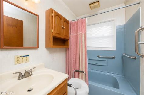2400 40th Street NE Canton OH 44705