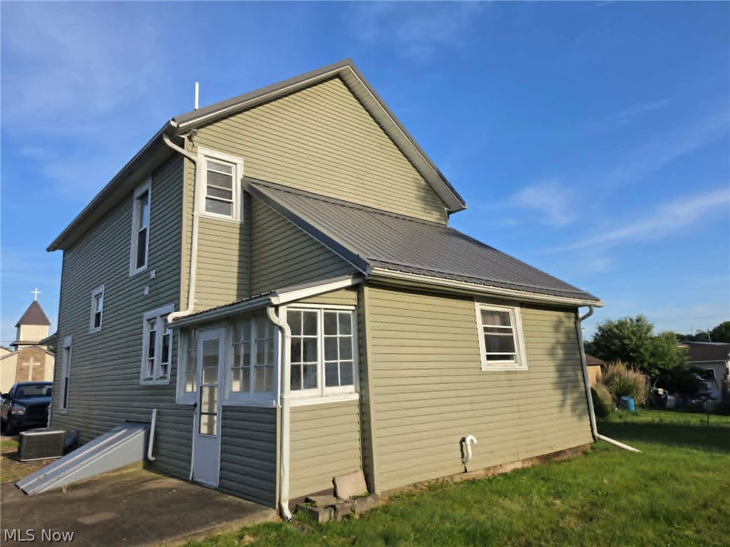 243 Mill Street Duncan Falls OH 43734