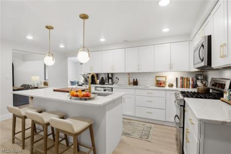 23250 Fairmount Boulevard Shaker Heights OH 44122