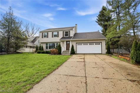 23250 Fairmount Boulevard Shaker Heights OH 44122